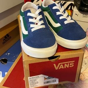 Vans toddler shoe